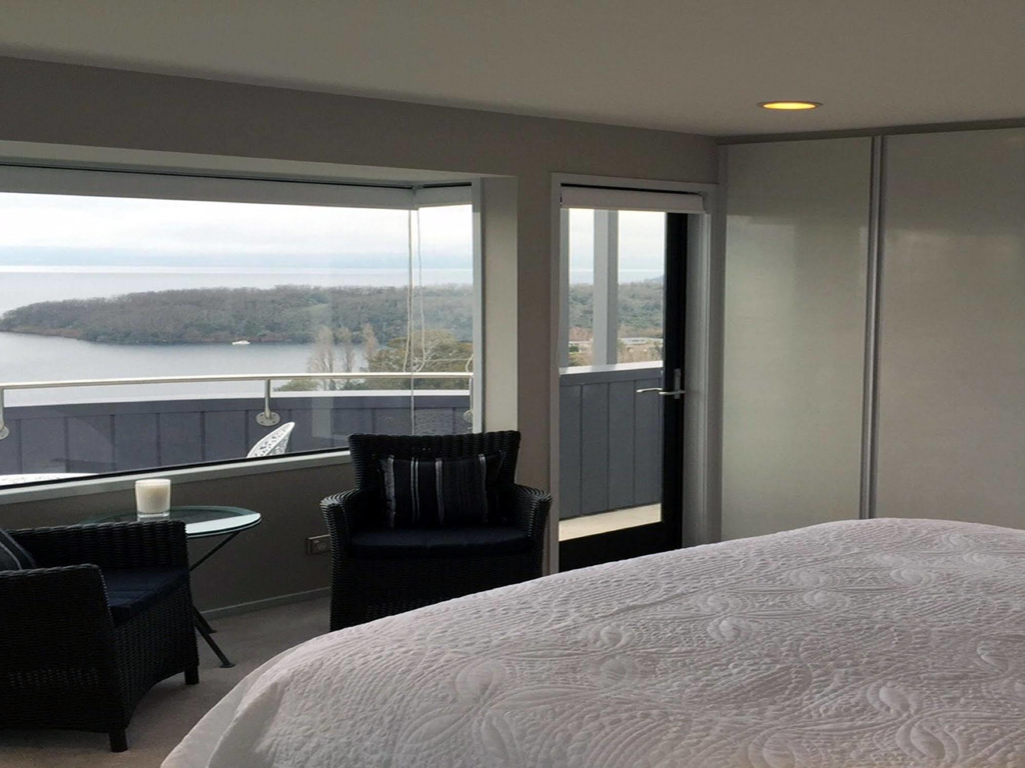 Serenity On Wakeman Taupo Bagian luar foto